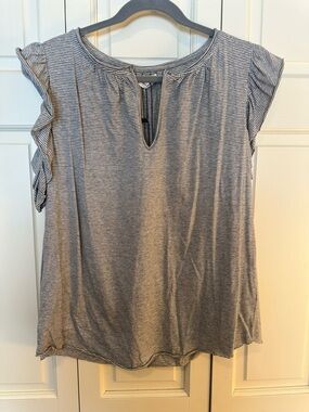 NWT Boutique brand Gray and White Striped Keyhole Cap-Sleeve Top